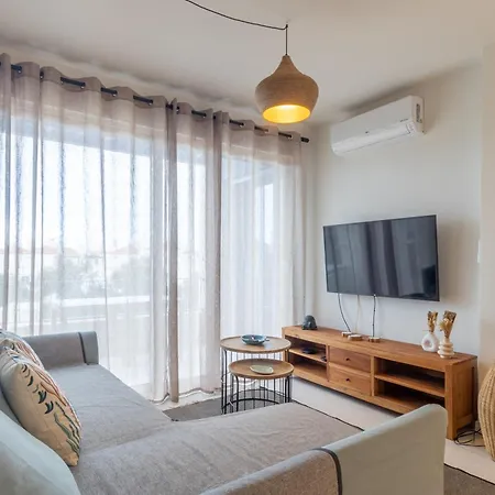 公寓 Elegant 2br Steps To Ria Formosa, Pool & Gym 卡巴纳斯·德·塔维拉