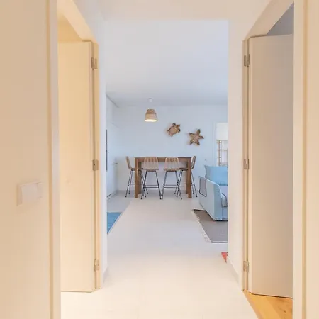 Elegant 2br Steps To Ria Formosa, Pool & Gym Apartment *