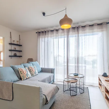 Elegant 2br Steps To Ria Formosa, Pool & Gym Apartment *
